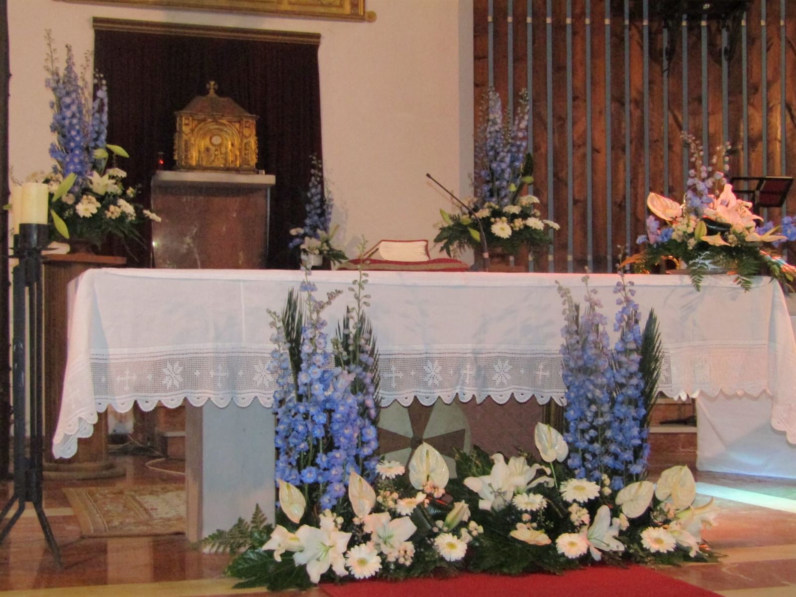 arreglos florales para bodas en iglesias